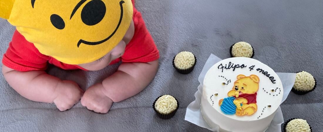 Quando o bebê começa a crescer: aprendendo a aproveitar cada fase sem querer parar o tempo
